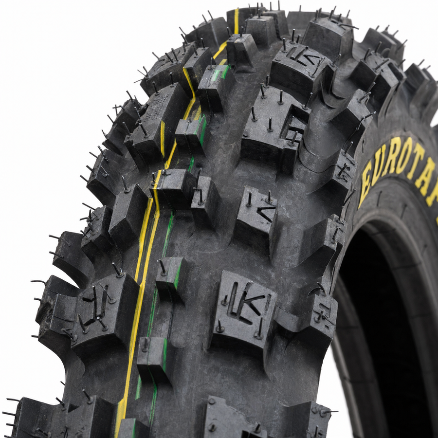 Neumático delantero enduro Eurotaff PX33 90/100-21 — macro del dibujo de la banda de rodadura