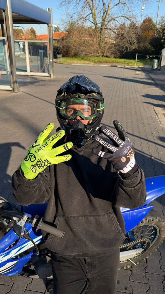 PACK 2 GUANTES (AMARILLO + NEGRO)