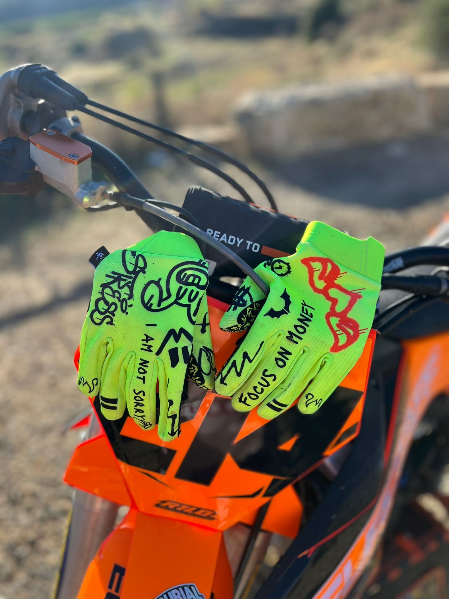 PACK 2 GUANTES (AMARILLO + ROSA)