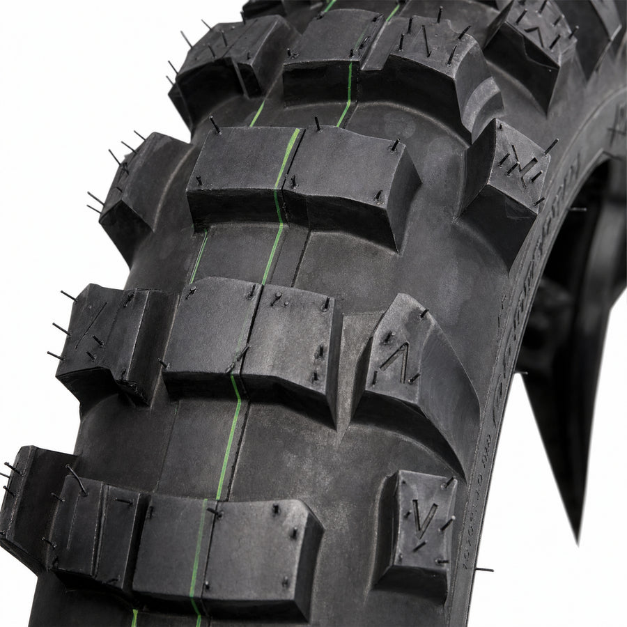 Neumático trasero enduro Eurotaff TS177 Soft 140/80/18 — macro del dibujo de la banda de rodadura